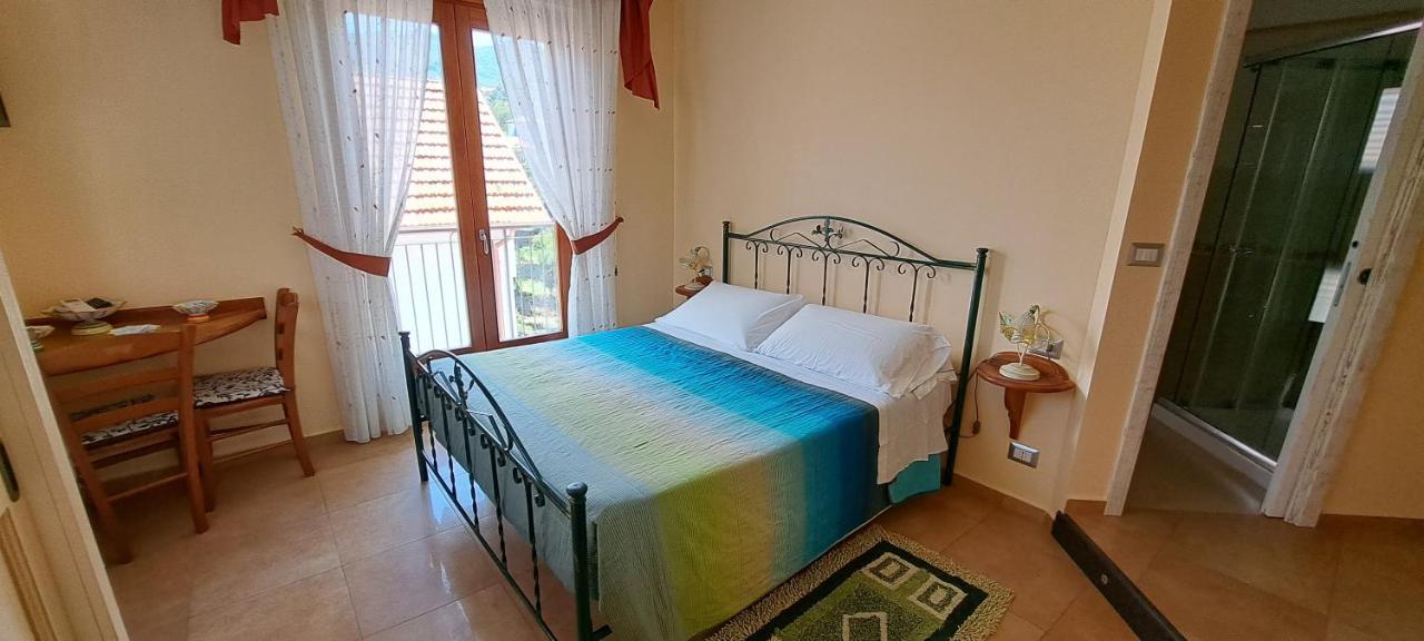 B&B Springs Of Gods Pianillo Екстер'єр фото